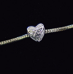 pandora charm heart